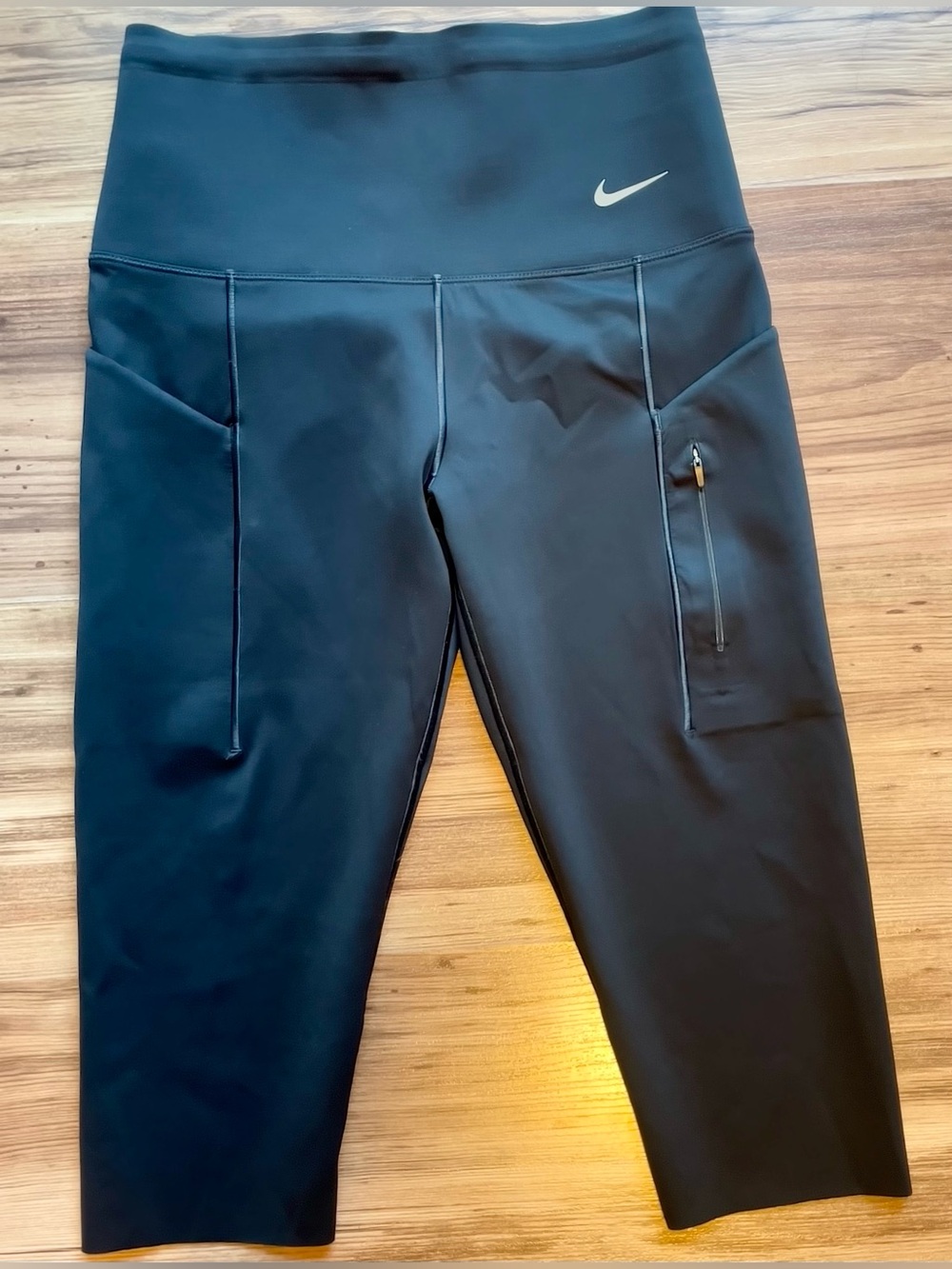 Nike Go Dri-FIT High Waisted Cropped Leggings Pockets Small Black